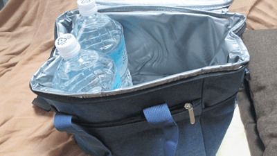 クーラーボックス 18L 大きさ 2リットル 水 作り 冷える 大きい 一人用