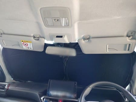 トヨタ　ライズ　日よけ　サンシェード　　フロントガラス　サイズ　RAIZE A200A/210A