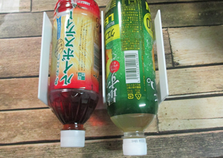 冷蔵庫 100均 セリア グッズ 収納 デッドスペース 活用 ペットボトル